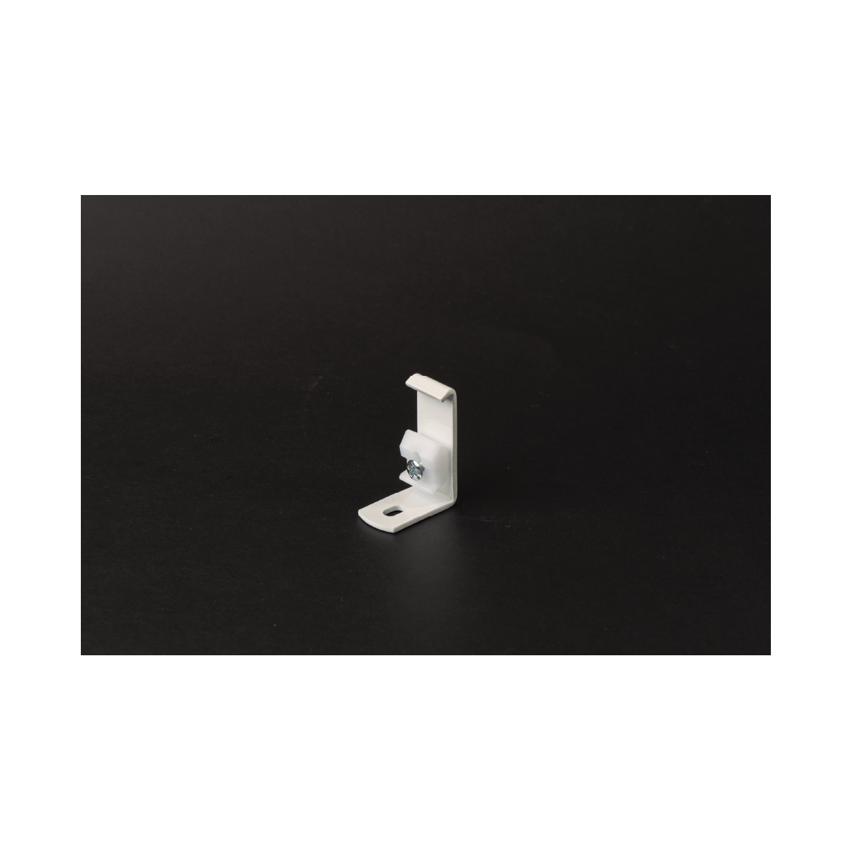 L Bracket with PVC Click-WHT-100 pcs (42mmx30mm)
